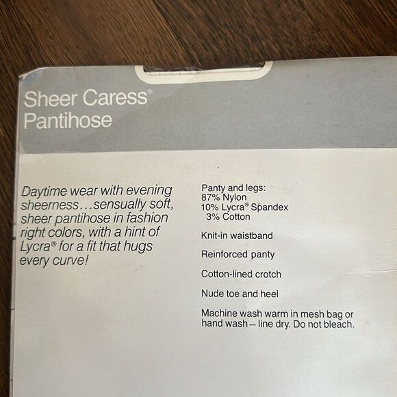 Vintage new in packaging Jcpenney Sheer Caress Sandalfoot taupe pantyhose - Picture 4 of 6